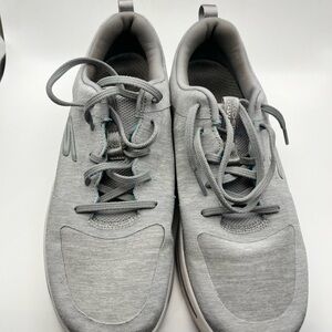 Skechers Men's Light Gray Athletic Lace-Up Sneakers with Subtle Teal Accents